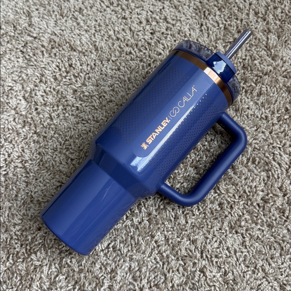 NWOT Stanley X Calia 40 oz Quencher